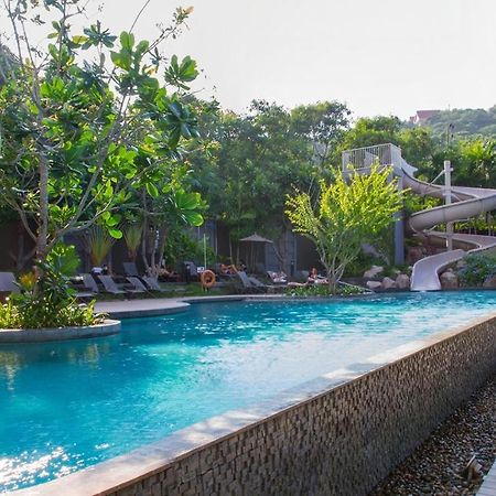 Amazingly Unixx 2 Bedroom Condo In Pattaya Exterior foto